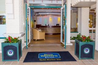 Best Western Plus Yacht Harbor Inn - Dunedin - 1