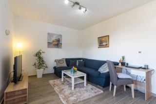 Apartment Okrug Gornji - Trogir with Sea View - Trogir - 9