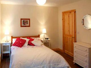 Lough Cluhir Cottage - Myross - 3