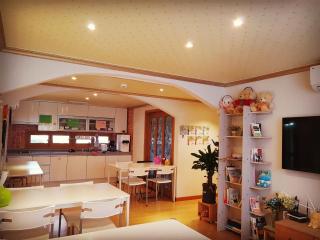 Tongyeong One Guesthouse - Tongyeong - 3