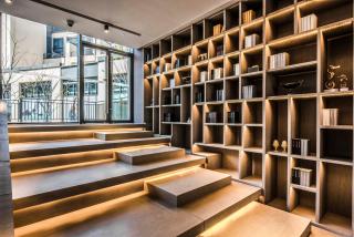 Q-Box Hotel Shanghai Sanjiagang -Offer Pudong International Airport and Disney shuttle - Shanghai - 1