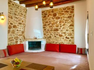 Bekos traditional house - 7