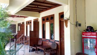 gery watukarung surfcamp - 0