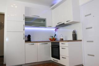 Apartment Dina, Self check in 0-24 - Karlovac - 5