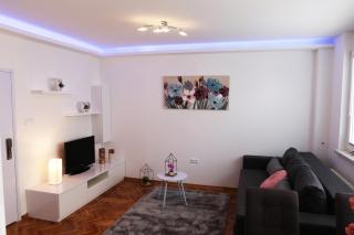 Apartment Dina, Self check in 0-24 - Karlovac - 4