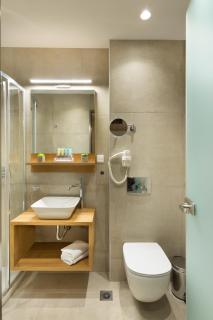 Jason Inn - Athens - 1