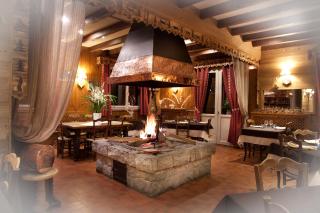 Hôtel - Restaurant - Bar - Le Sapin Fleuri - Bourg dʼOueil - 1