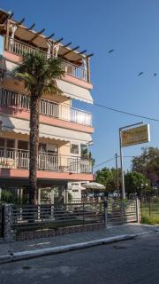 Four Seasons 2 - Paralia - 9