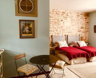 Le trente trois - Uzès - 1