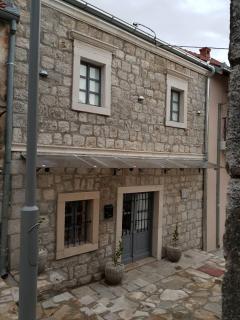Kamena kuća-Stone house - Trebinje - 2