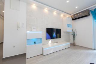 Deluxe Apartment F & M - 2