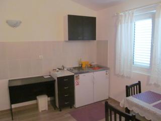 Apartments Natasa - Prvić Luka - 1
