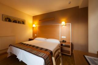 Hotel La Polar - Gijón - 9