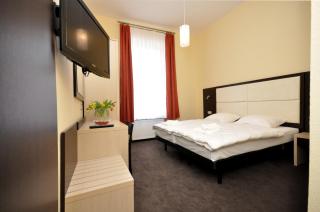 Hotel Bova - Frankfurt am Main - 9