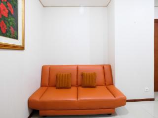 Homey 1 BR Apartment Thamrin Residence By Travelio - Jakarta - 8