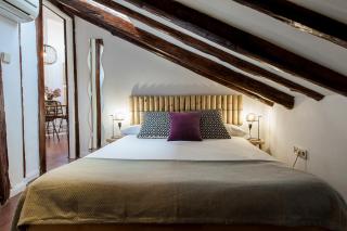 Ático Plaza Mayor - Estilo, Luz y la Mejor Ubicación en Madrid - 9