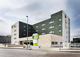 B&B HOTEL Madrid Aeropuerto T1 T2 T3 - Madrid - 9