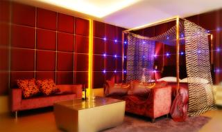 Spring Young Motel - Fengyuan - 1