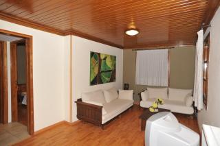 Goura Guesthouse Lake Doxa Mountain Retreats - 4