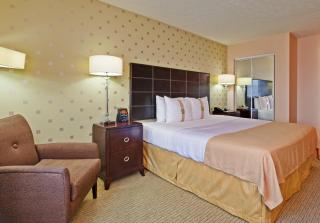 Holiday Inn Bloomington-University Area by IHG - 7