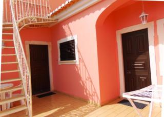 Saraiva's Guest House - Lagos - 5