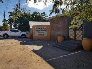 Wisteria Lane Guesthouse - Postmasburg - 9