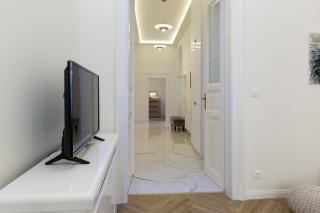 Jenny luxury two bedrooms apartment. - Budapest - 5