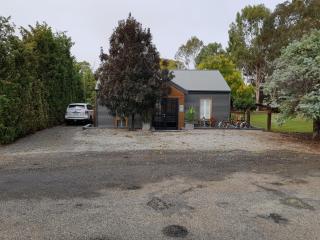 Irongate Studio B&B - Mintaro - 2