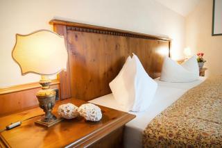 Landgasthof & Hotel Jagdhof - Stralsund - 7