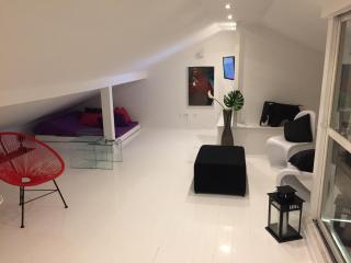 Design Apartment with Rooftop Terrace and 180-degree River&City Views - Lisbona - 3