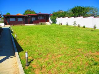 Дървени къщички - Лион - 8