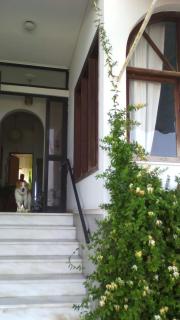 Papas Rooms on the Seafront - Oreoi - 7