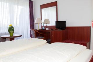 Hotel Seeblick garni - Gartow - 9