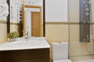 Gran Vía - Tu Apartamento Ideal para Disfrutar Madrid al Máximo - Madrid - 1