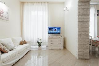 Opera Apartment - 8
