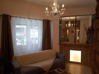 JOHN BEAUTY 50m2, METRO and ACROPOLIS 5' - Atene - 1