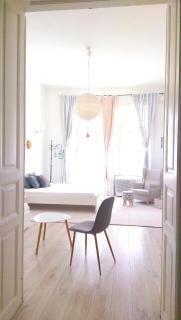 Cape Code Apartment - Budapest - 8
