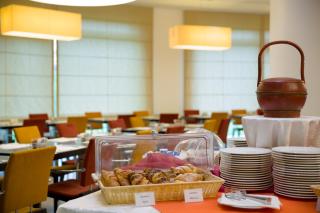 UNA HOTELS Cesena Nord - Cesena - 8