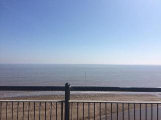 The Laurels Hotel - Skegness - 2