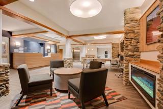 Microtel Inn & Suites by Wyndham Clarion - Clarion - 9