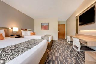 Microtel Inn & Suites by Wyndham Clarion - Clarion - 1