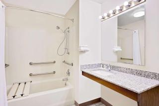 Days Inn by Wyndham Spartanburg - Spartanburg - 3