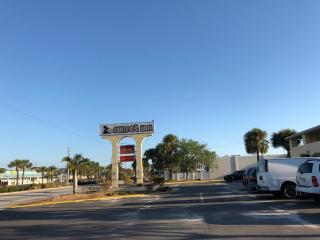 Sunset Inn- Fort Pierce, FL - Fort Pierce - 3