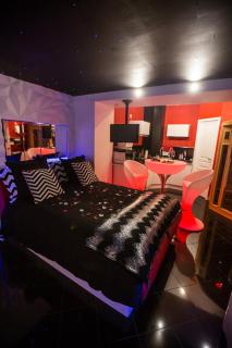 Suite Glamour & Spa - Dijon - 9