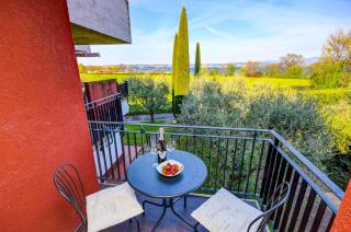 Holiday Sirmione Apartments - Sirmione - 9