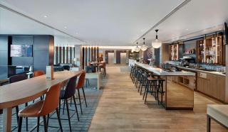 Hyatt Place London Heathrow Airport - Hillingdon - 4