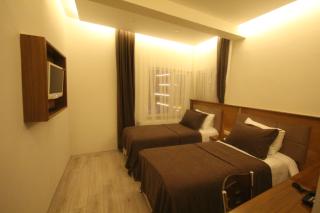 Gulistan Hotel - Zara - 8