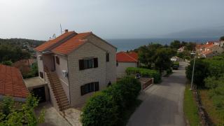 Apartments with a parking space Splitska, Brac - 15197 - 2