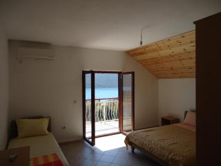 Vavic Apartments - 3