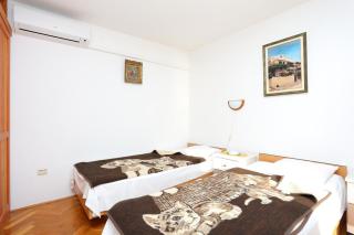 Apartments with a parking space Gradac, Makarska - 6825 - 7